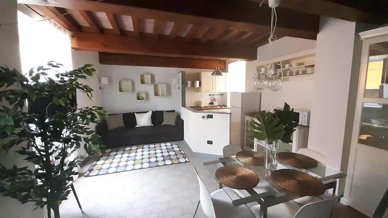 Il Nido Dell'Arancio Apartment Carrara Ngoại thất bức ảnh