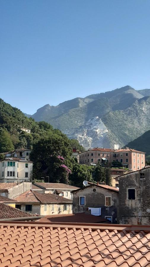 Il Nido Dell'Arancio Apartment Carrara Ngoại thất bức ảnh